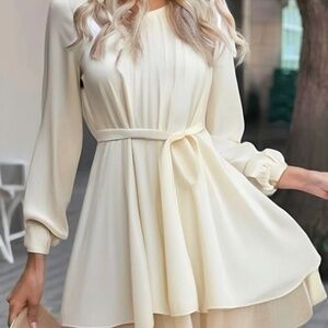 NWT Women's Tie Waist PLeat Shirred Layer Dress Wedding